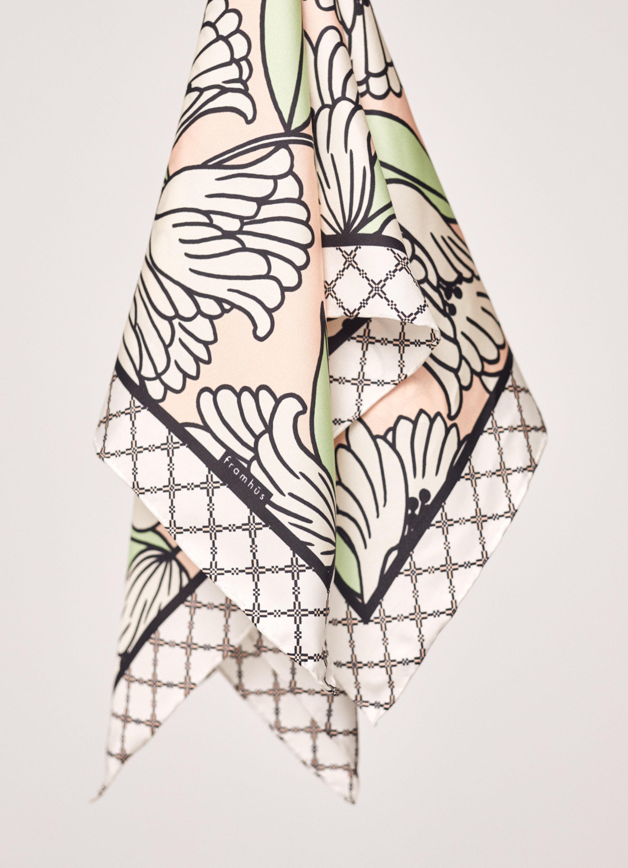 Ebba Silk Scarf - Blush