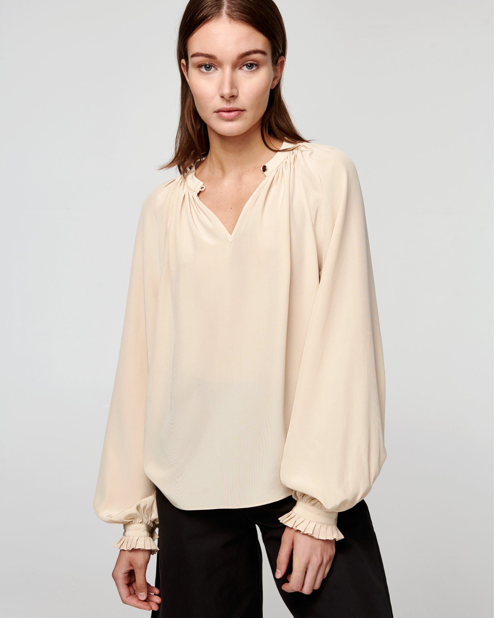 Ingrid Silk Blouse – White Sand